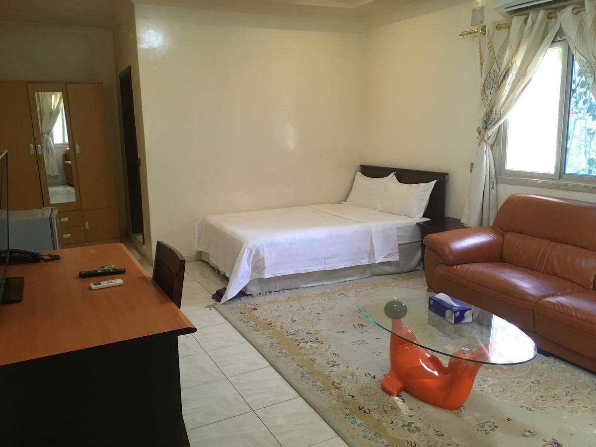 Shanghai Hotel NʼDjamena Eksteriør billede